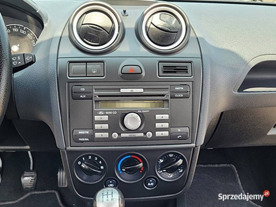 Godny polecenia benzyniaczek Słomniki