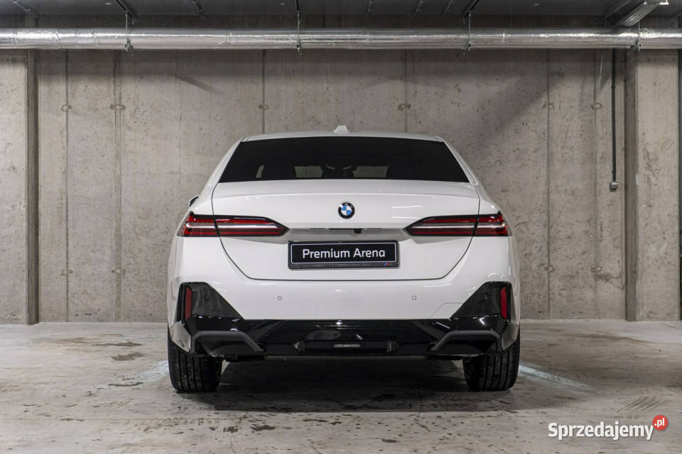 BMW 520 520i Limuzyna Dostępny ręki G60 2023 208KM