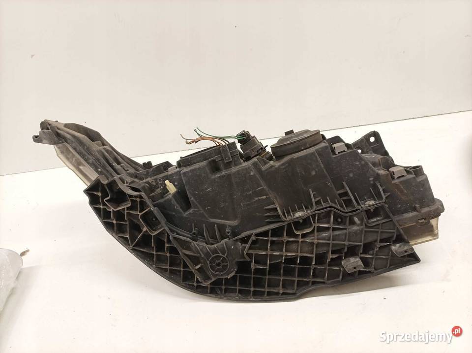 LAMPA PRZÓD LEWA EU LIFT 8200481196 Renault Rok produkcji 2006