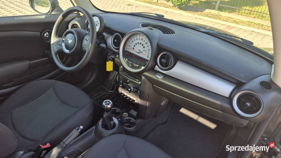 MINI 16 75 OPŁATACH I SERWISIE 2/3 Rzeszów