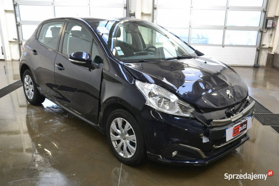 Peugeot 208 15 HDI 100 oszczędny nawigacja klima Kęty