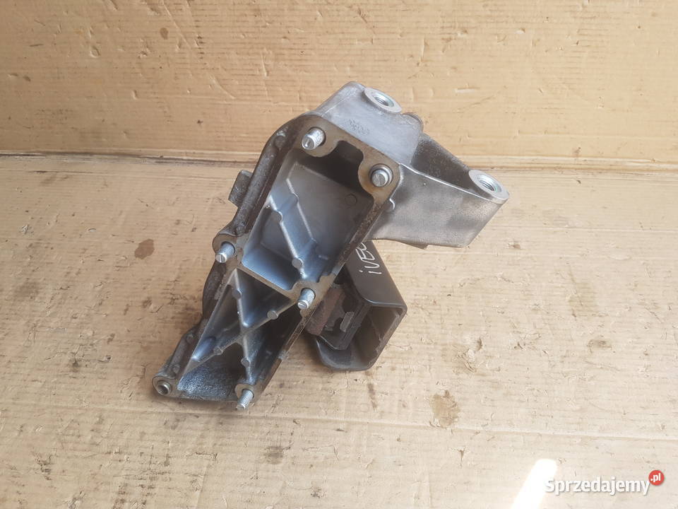 Iveco Daily 4 0611 łapa uchwyt podstawa poduszka Legnica sprzedam