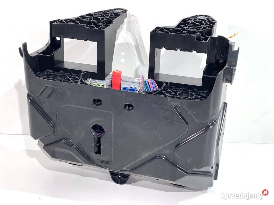 SKRZYNKA BEZPIECZNIKÓW JAGUAR XF II JX6314N030AB osobowe