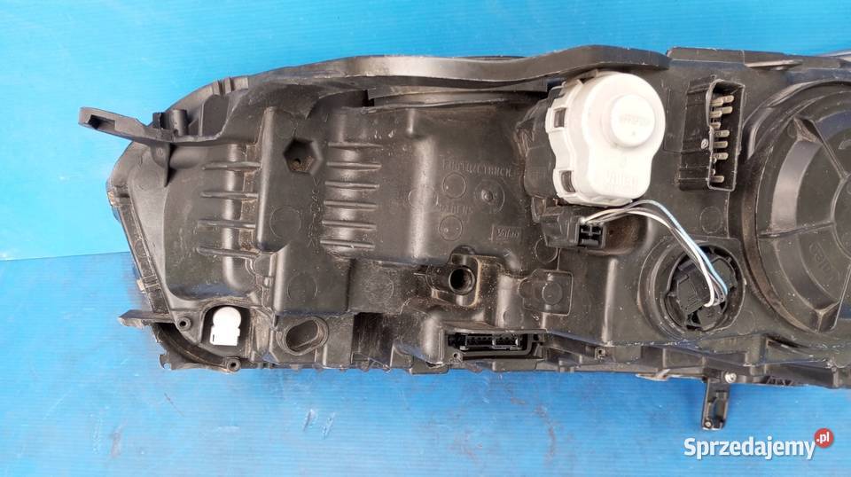 LAMPA REFLEKTOR PRAWY PRZÓD XENON 9689037780 osobowe wielkopolskie Nowy Tomyśl sprzedam