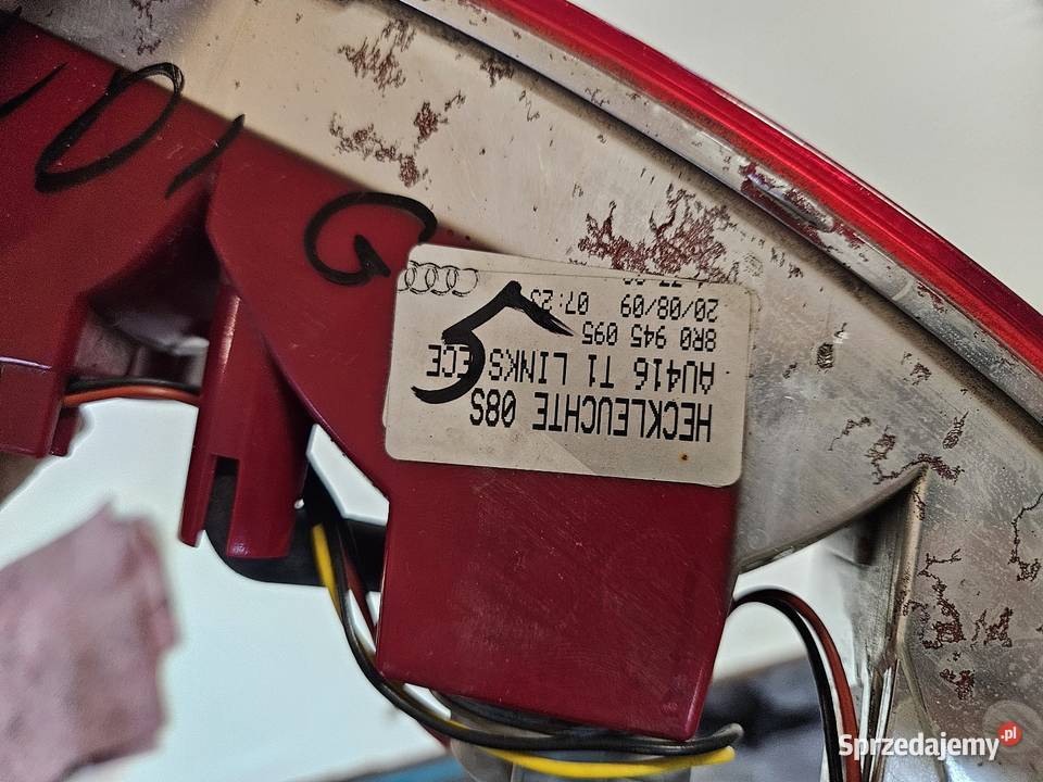 AUDI Q5 8R0 0816 LAMPA W ZDERZAK LEWY TYŁ LEWA osobowe Międzychód