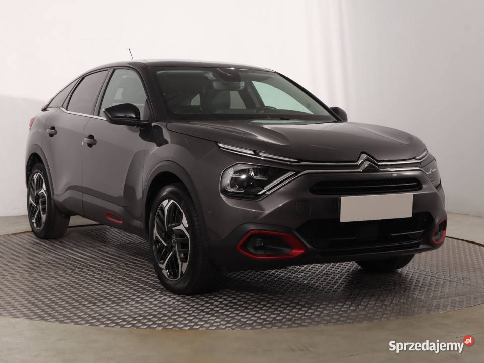 Citroen C4 12 PureTech światła przeciwmgielne