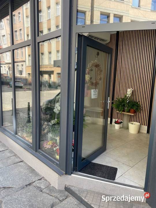Lokal usługowy 16 m2 Krzyki KLIMATYZACJA Wrocław dolnośląskie sprzedam
