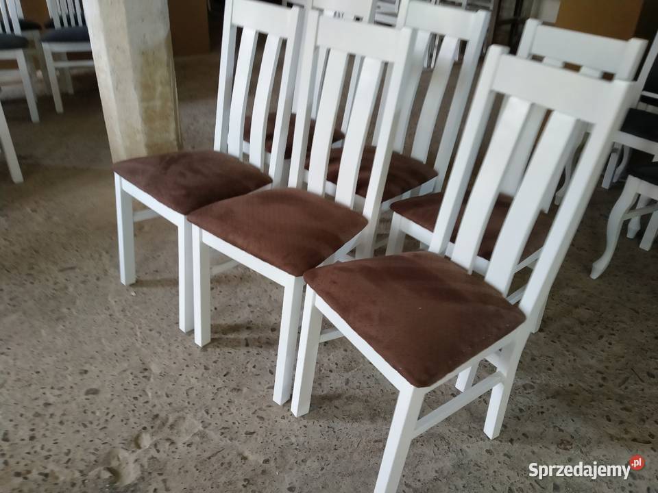 Nowe krzesła Osięciny