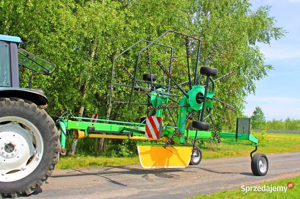 Zgrabiarka dwukaruzelowa DEUTZ FAHR Zgrabiarka 2 łódzkie Gorzkowice