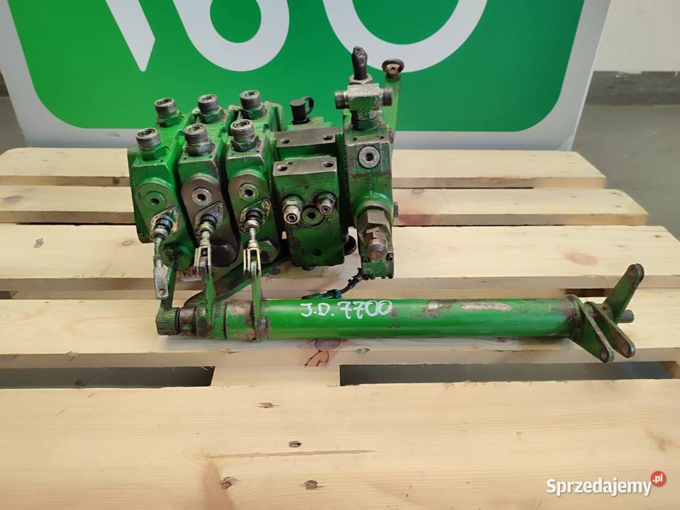 Rozdzielacz hydrauliczny AL171118 John Deere wielkopolskie Wilkowo sprzedam
