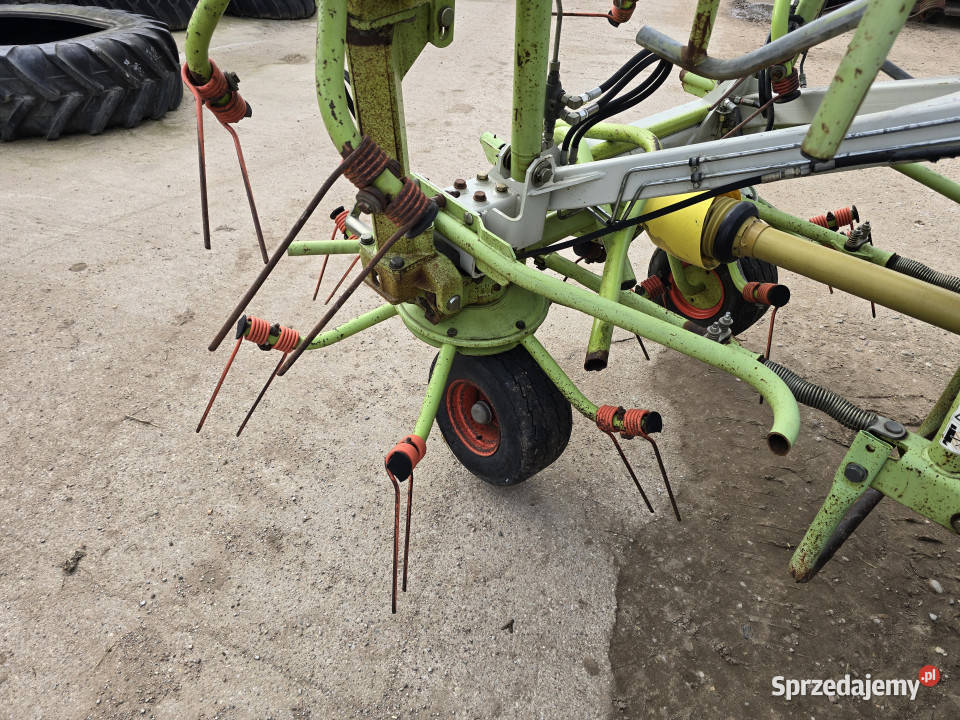Przetrząsacz siana CLAAS VOLTO 870 87 m Jedwabne