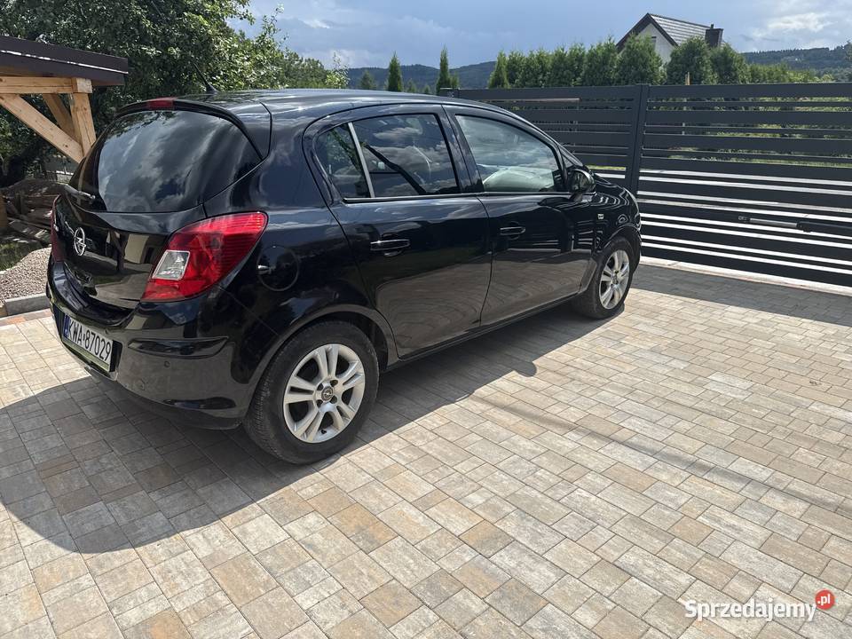 Opel corsa D 2013 14 benzyna najbogatsze benzyna Corsa