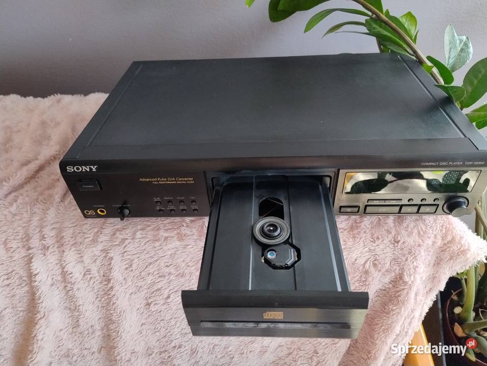 Odtwarzacz CD Sony cdp xe 800 z pilotem Trzebuska