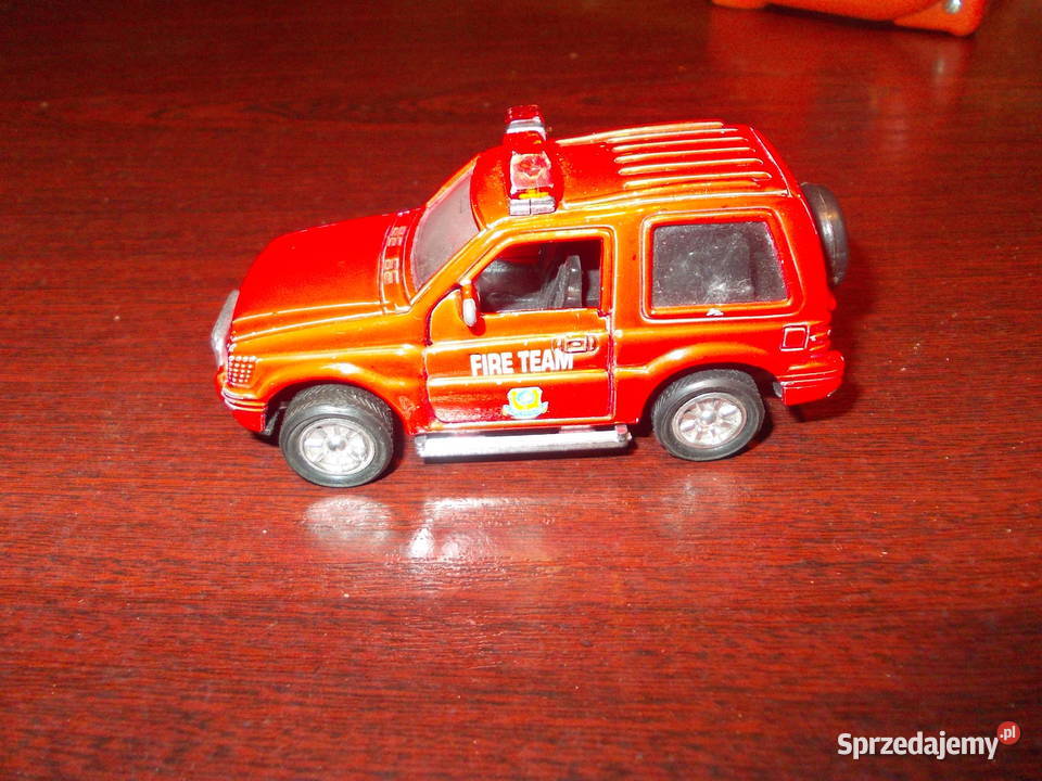 Mitsubihi pajero straż 1373