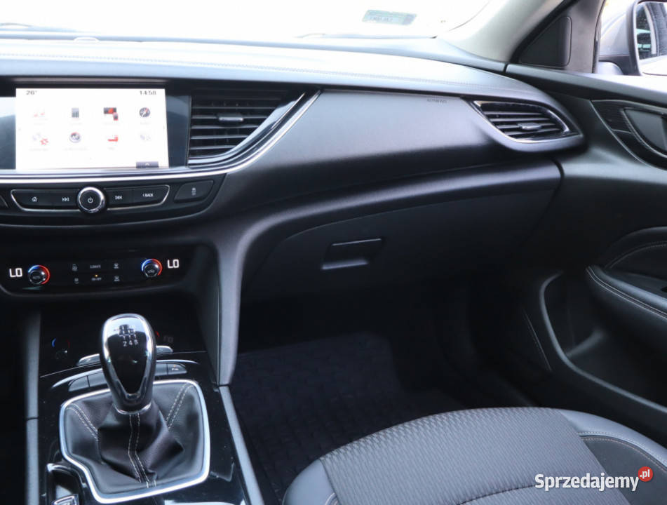 Opel Insignia 15 Turbo Piaseczno