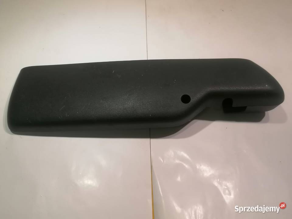 osłona dolna fotela przód lewa 670prawa 672 Piotrków Trybunalski sprzedam