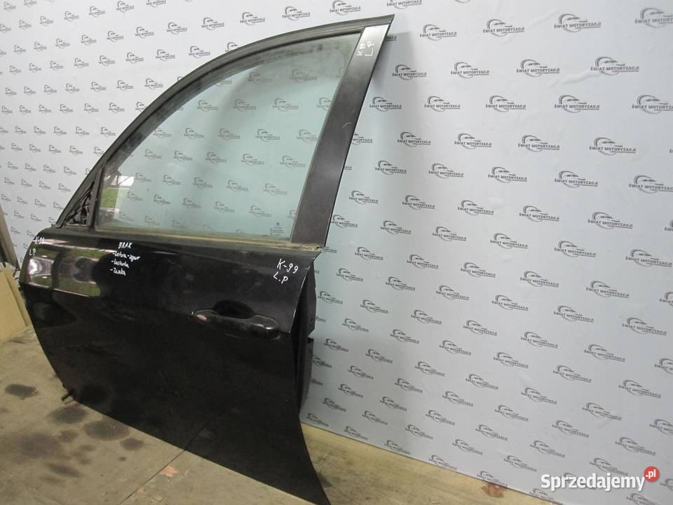 BMW E91 LIFT 09r drzwi lewe przód