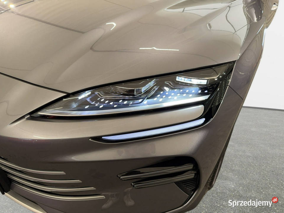 BYD Seal U VAT 23 DMi Boost 15 PHEV 218 automat aluminiowe felgi Seal U Myślenice