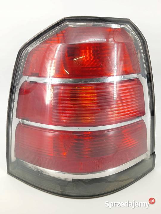 LAMPA TYŁ LEWA B EUROPA Opel Zafira II 2005