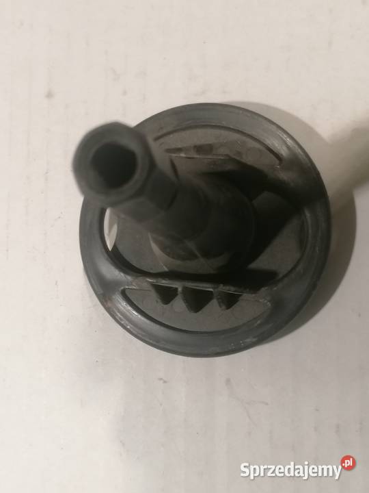 nakrętka koła zapasowego 7703041034 Renault Pozostałe Piotrków Trybunalski