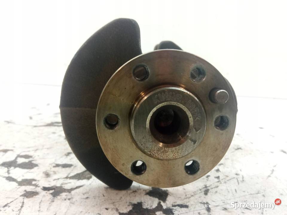 WAŁ KORBOWY 53466005 16 VTI THP Peugeot 3008 I sprzedam