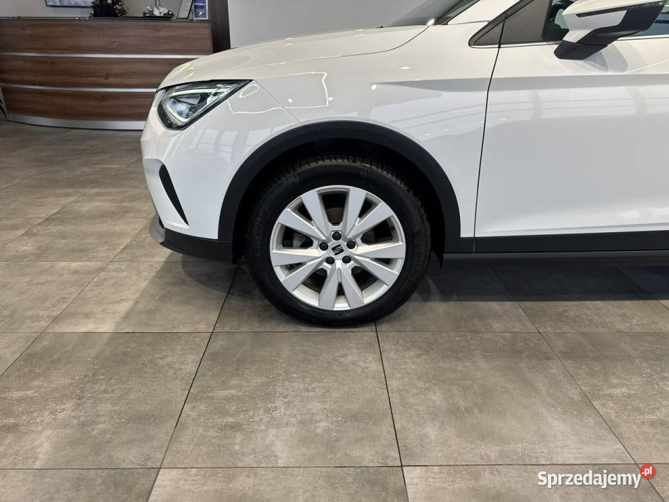 Seat Arona VAT 23 Xperience 10TSI 110 M6 2022 r gniazdo USB Myślenice