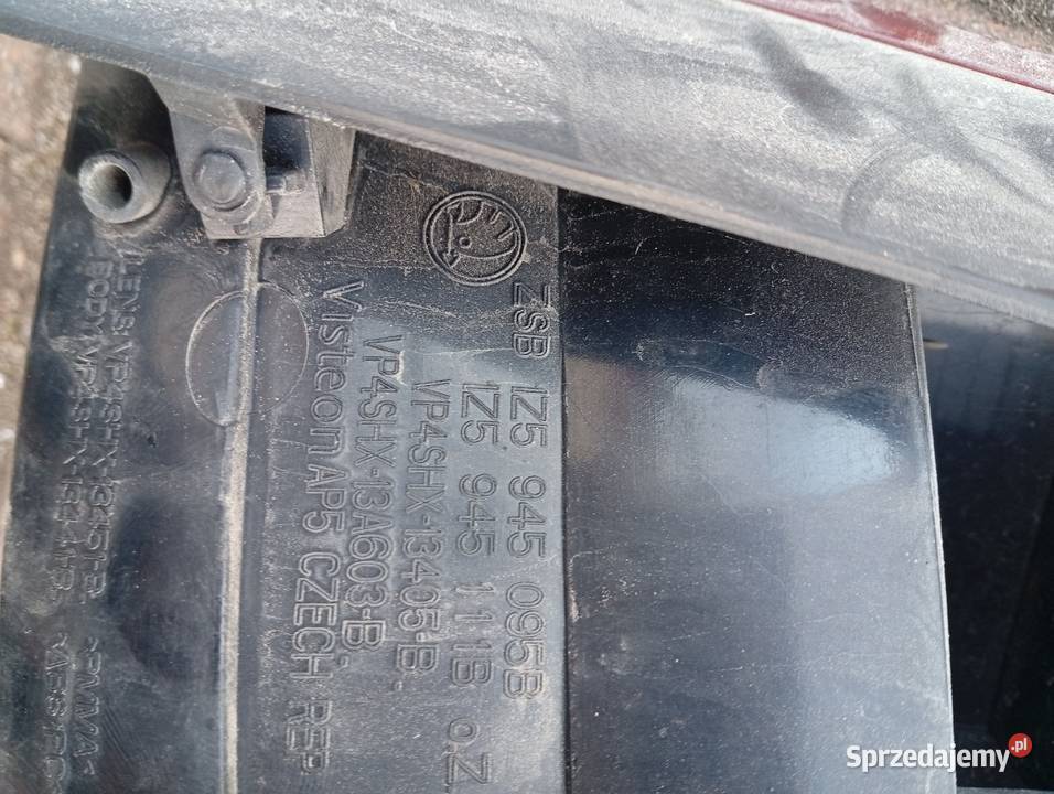 Lampa Skoda Octavia 2 lifting tył Lampy tylne Części samochodowe Bogumiłów sprzedam