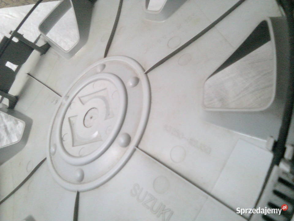 SUZUKI 15 kołpak oryg Akcesoria Piekary Śląskie