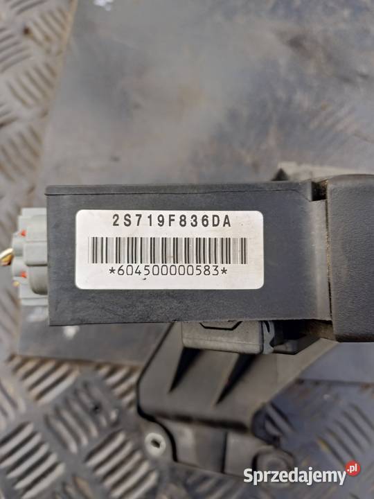 Potencjometr pedału gazu ford mondeo MK3