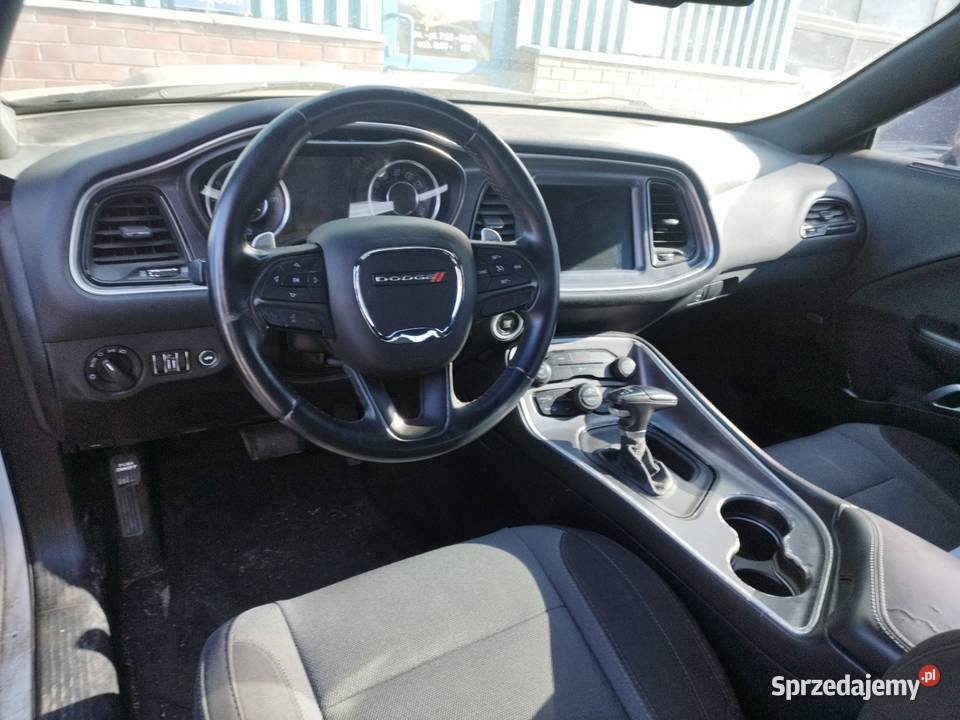 Dodge challenger 36 V6 lift pakiet SRT 305