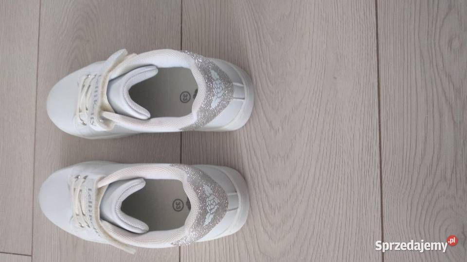 Sprzedam buty dziecka nowe sprzedam