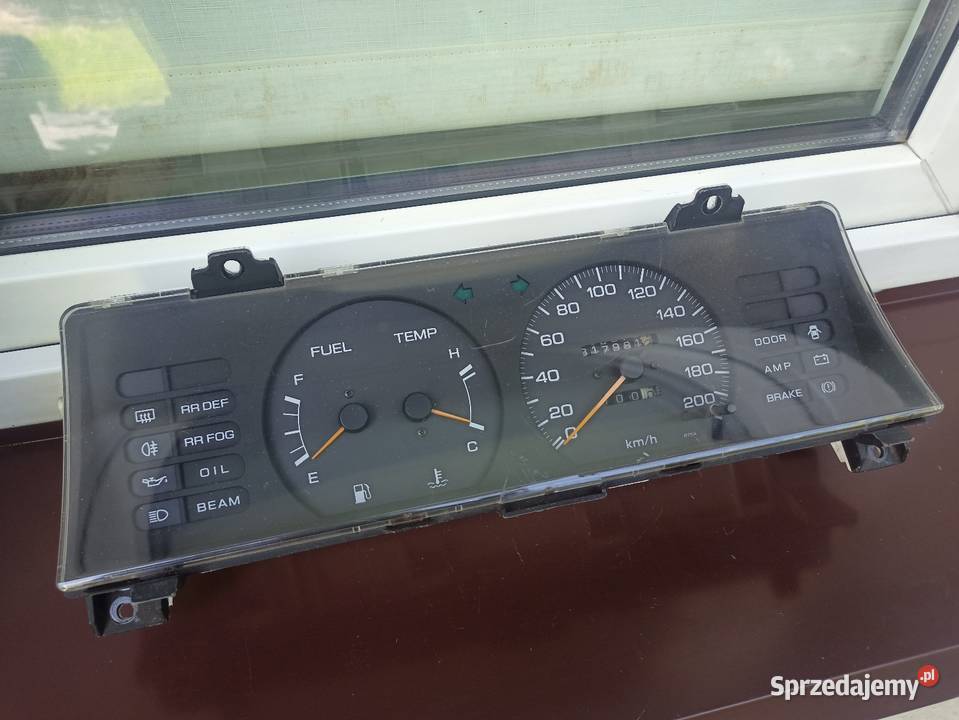 Nissan Sunny N13 licznik zegary prędkościomierz Sieradz