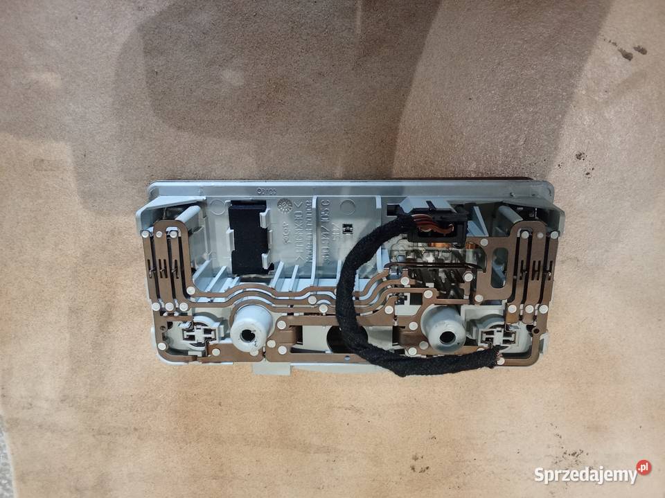VW Passat B5 fl lampka oświetlenia kabiny sprzedam