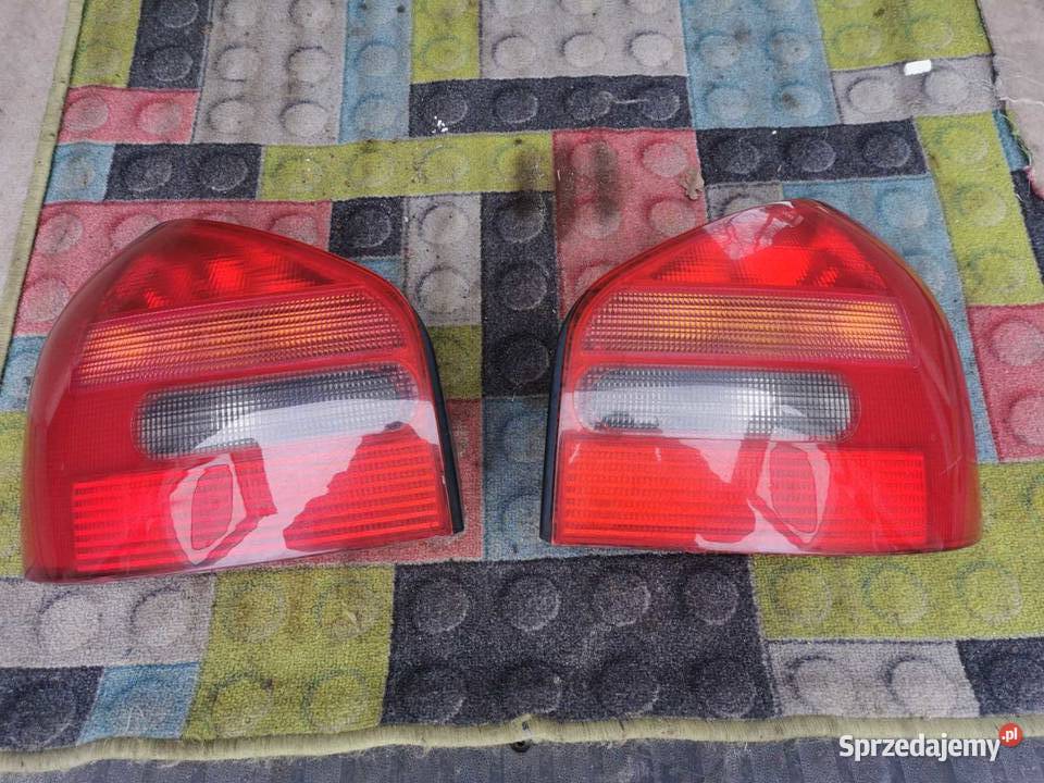 Audi a3 8L LAMPY TYŁ KPL LEWA PRAWA oryginal Pionki