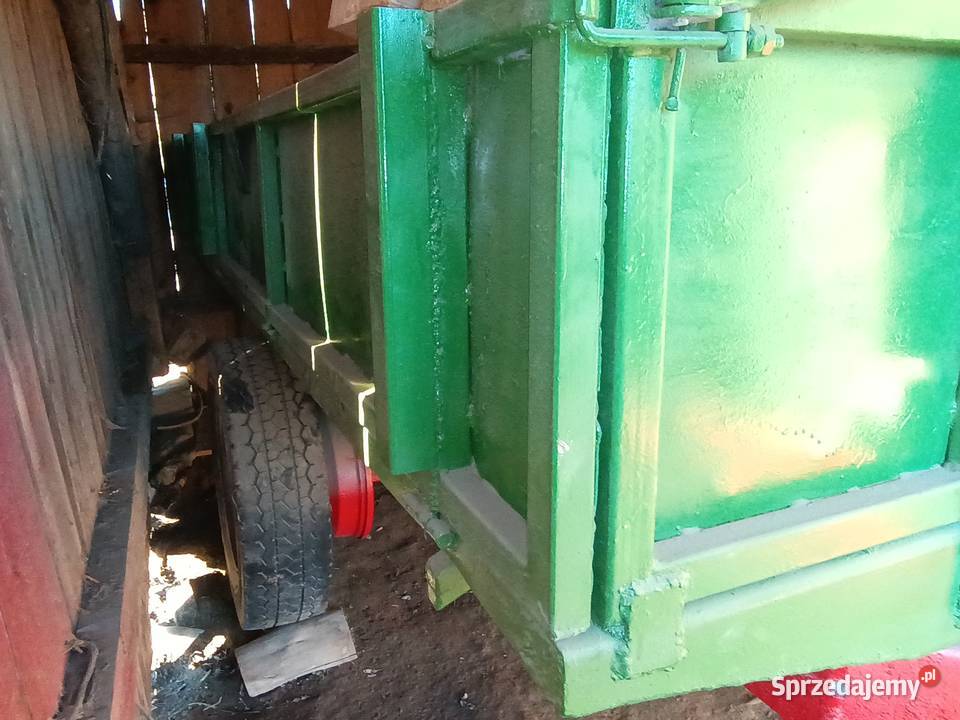 Przyczepa z kiprem nieuszkodzony Łąkta Górna