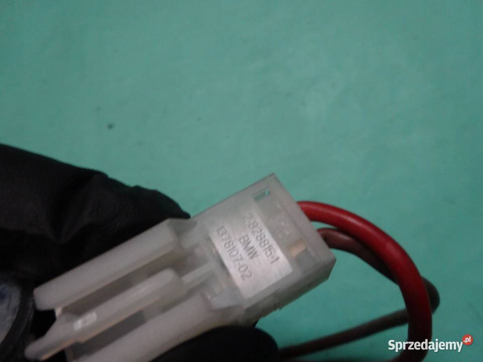 BMW F31 12r gniazdo zapalniczki 828815 1378107