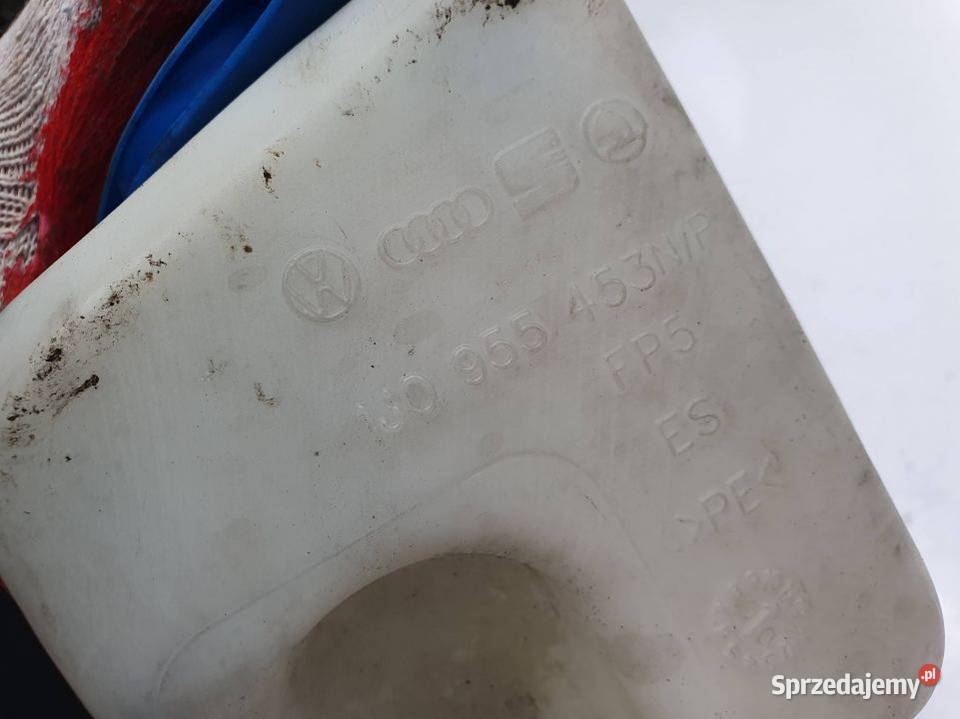 ZBIORNICZEK SPRYSKIWACZY VOLKSWAGEN GOLF IV kujawsko-pomorskie