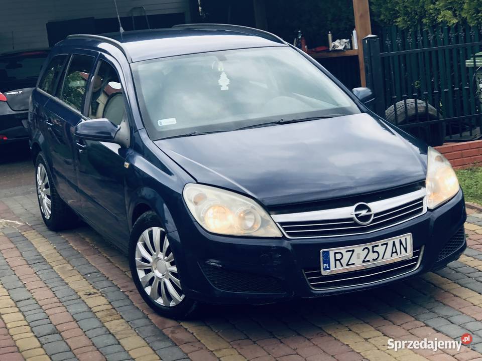 Opel Astra H Kombi 17DTI Przeworsk