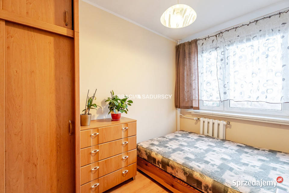 Mieszkanie 557m2 3 pokoje Kraków Podedworze Rok budowy 1978 Sprzedaż