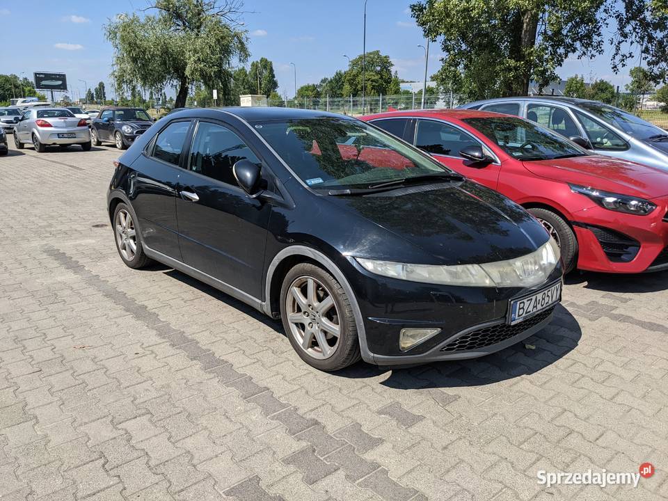 Honda Civic VIII 18 UFO benzyna LPG Executive manualna Civic podlaskie Białystok
