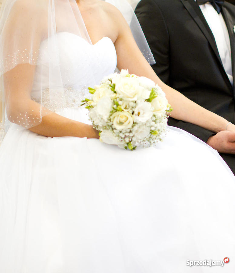 Śliczną Suknie Ślubną Agnes 10750 Chmielnik