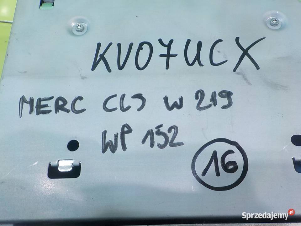 MERCEDES CLS W219 30 CDI 07r 5D radio CD Suków
