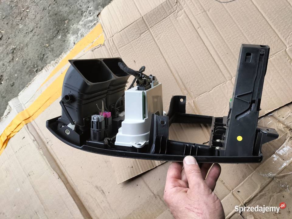 FORD MONDEO MK3 ŚRODKOWY PANEL NAWIEWU RAMKA Kamień-Kolonia