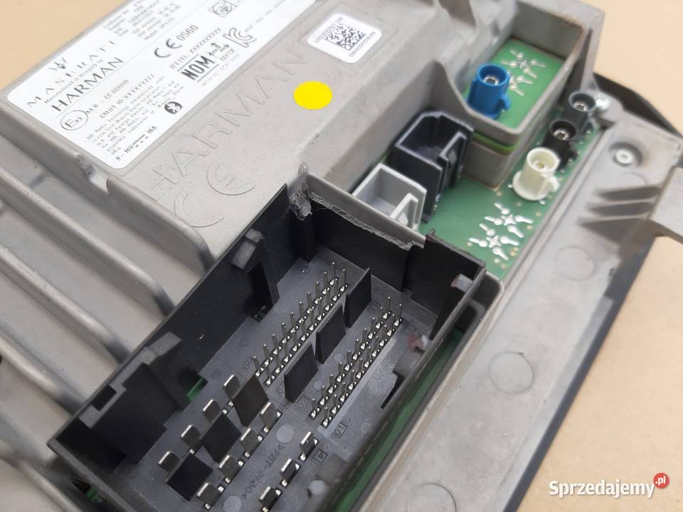 MASERATI GHIBLI EKRAN MONITOR CENTRALNY Bieleń sprzedam