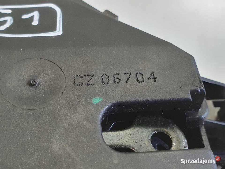 BMW E46 E90 E91 ZAMEK KLAPY BAGAŻNIKA 8196401 Rudka