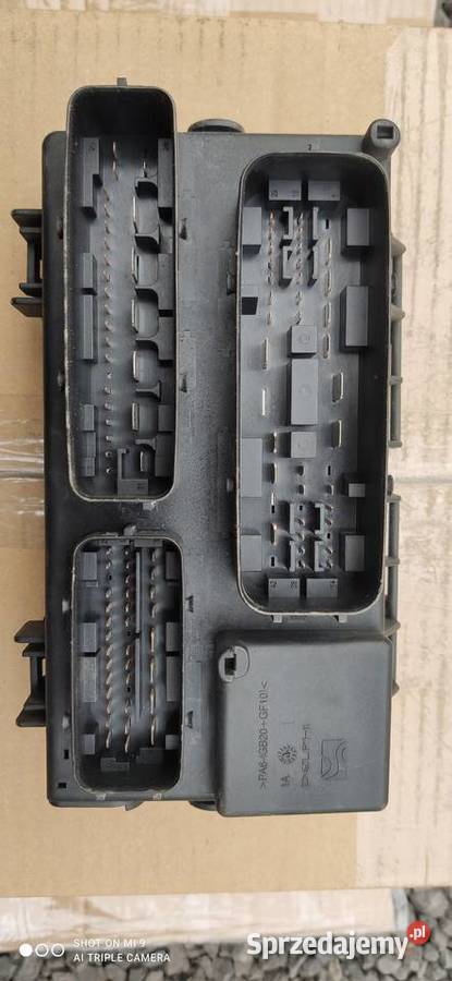 Skrzynka bezpieczników FIAT GRANDE PUNTO 12 8V Rok produkcji 2007