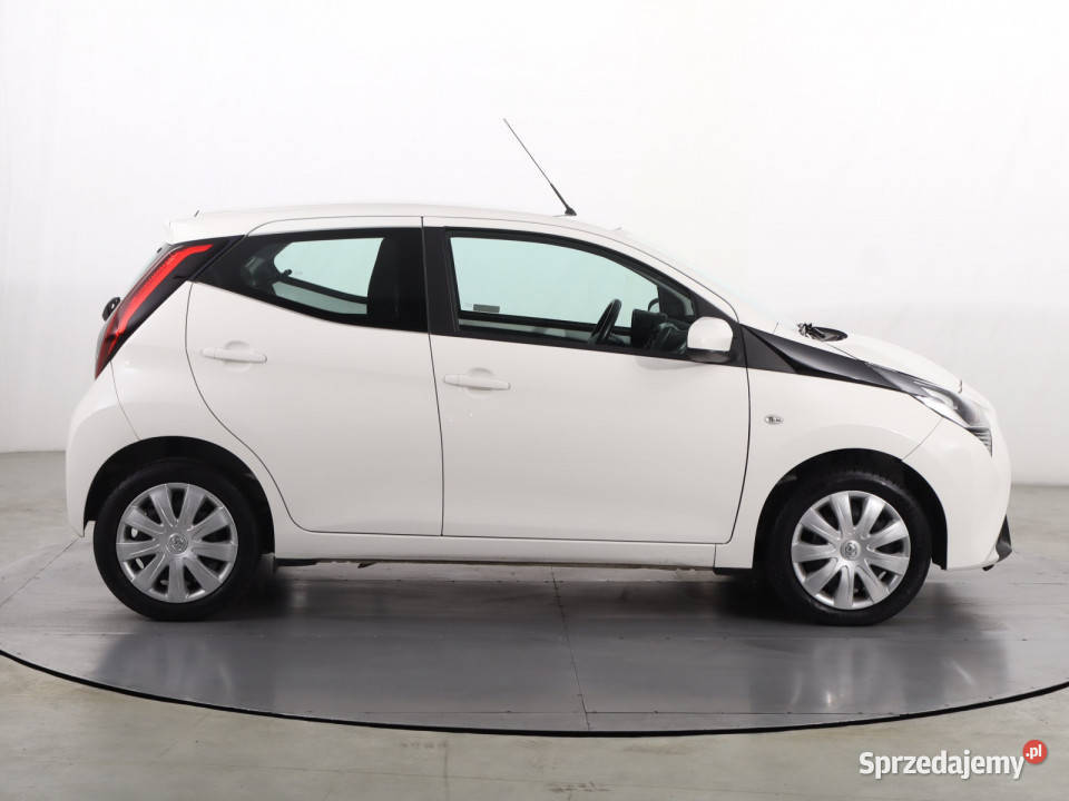Toyota Aygo 10 VVTi Katowice
