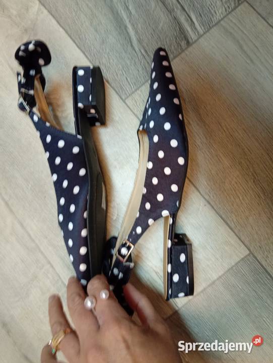 40 Ekskluzywne baleriny wieczorowe z odkrytą 25.5cm Kraków