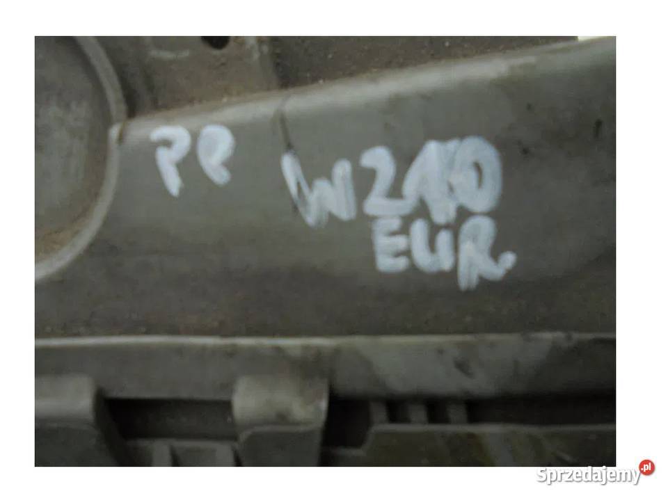 Mercedes W210 okular prawy reflektor lampa przód