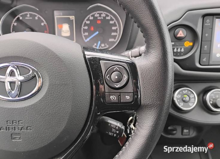 Okazja przebieg 5428 auto garażowane Yaris mazowieckie Warszawa